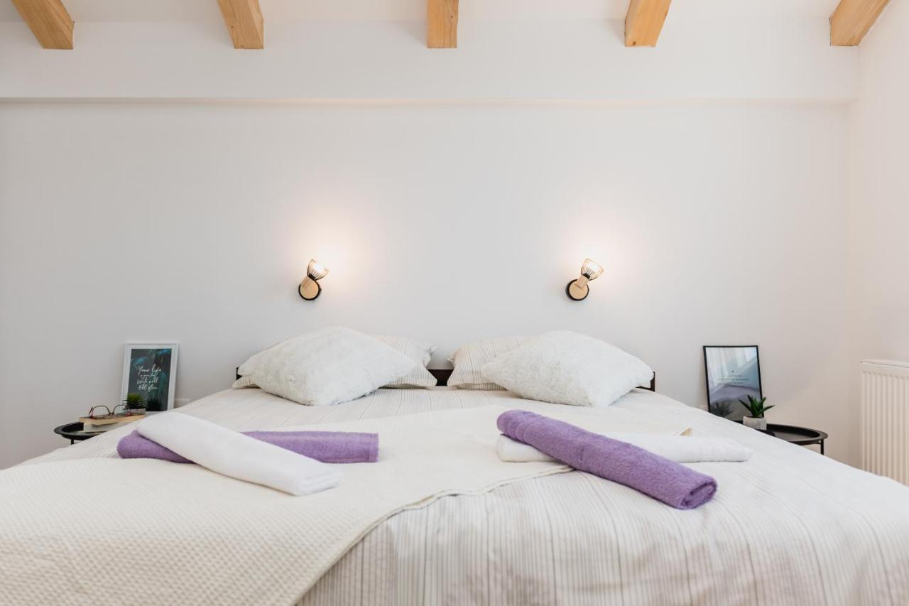 Studio Apartment Harmony Np Krka โลโซวาซ ภายนอก รูปภาพ