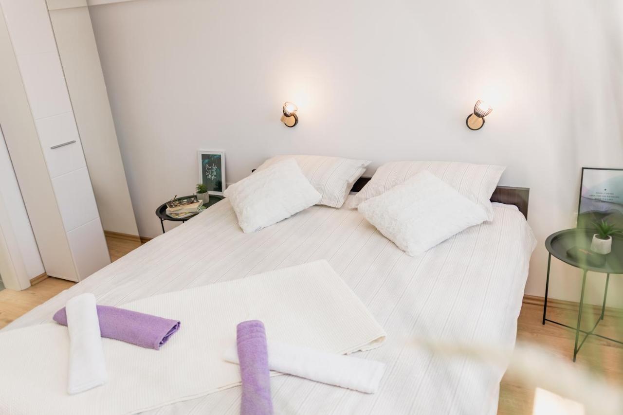 Studio Apartment Harmony Np Krka โลโซวาซ ภายนอก รูปภาพ